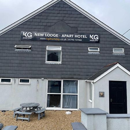 The New Lodge Pontardawe Екстер'єр фото