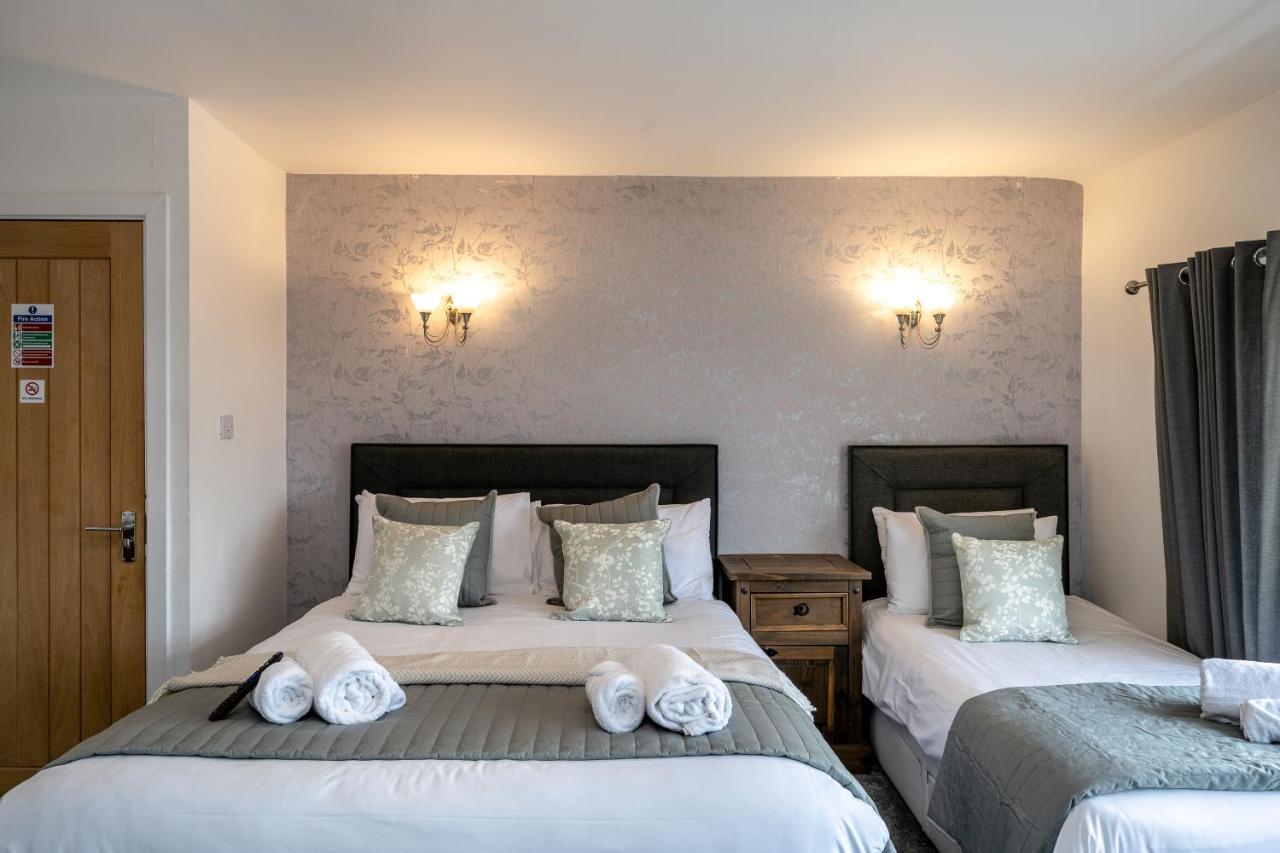 The New Lodge Pontardawe Екстер'єр фото