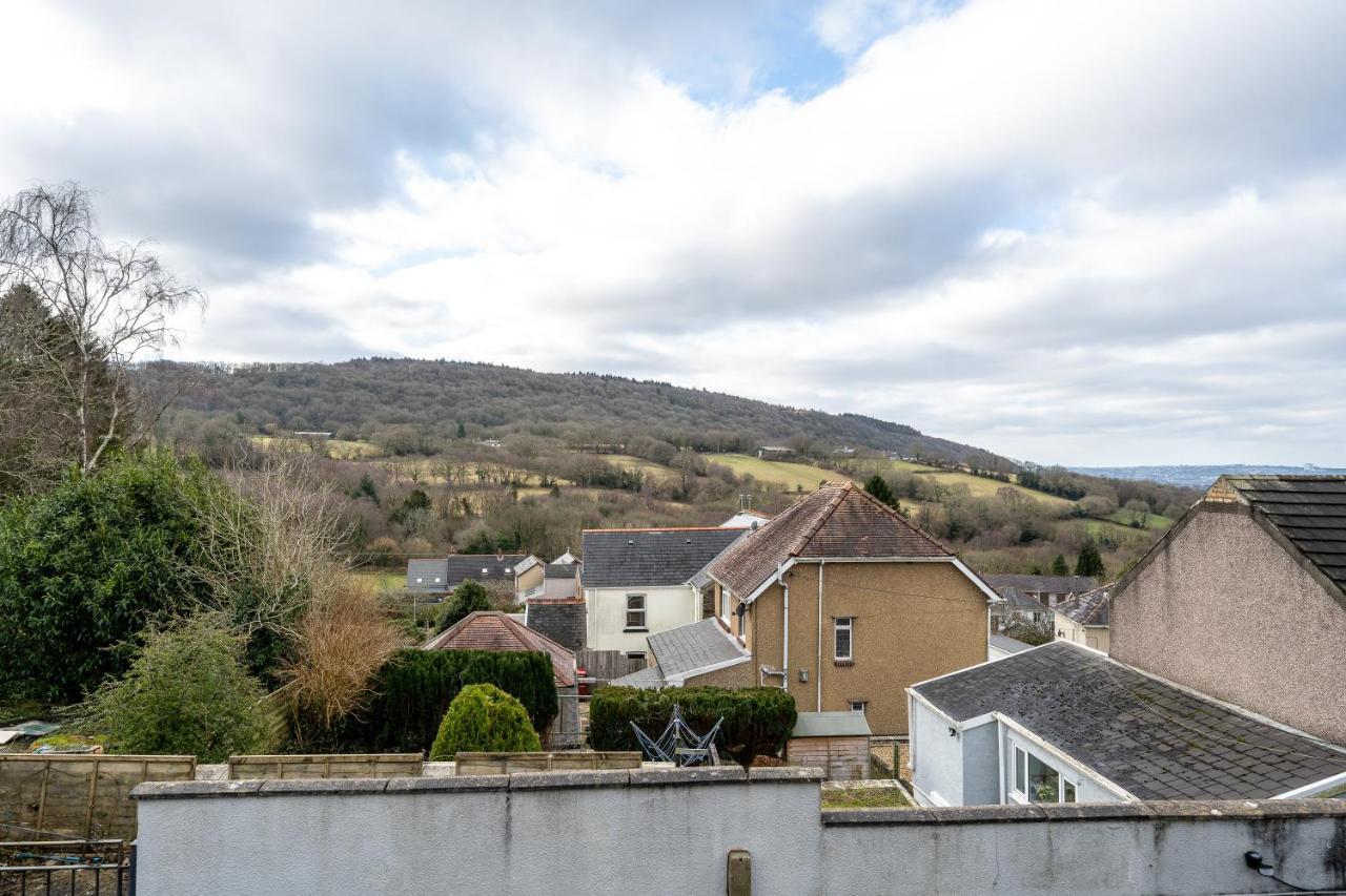 The New Lodge Pontardawe Екстер'єр фото